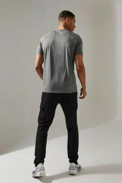 Cheap boohooMAN Man Active Grid T-shirt charcoal