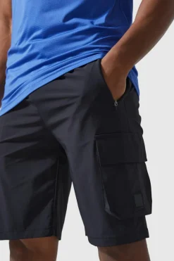 Sale boohooMAN Man Active Gym 5inch Regular Fit Cargo Pocket Training Shorts black