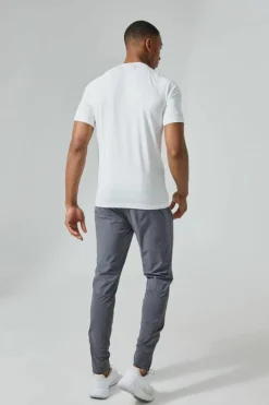 Cheap boohooMAN Man Active Gym Lightweight Jogger blue