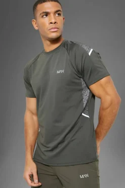 Cheap boohooMAN Man Active Gym Panel Detail Regular Fit T-Shirt khaki