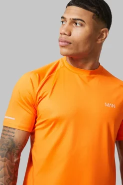 Clearance boohooMAN Man Active Gym Raglan Regular Fit T-shirt orange