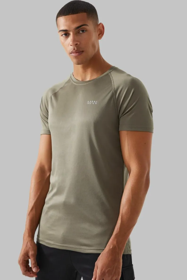 Hot boohooMAN Man Active Gym Raglan T-Shirt khaki