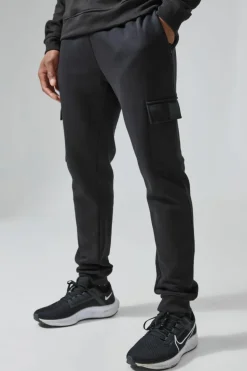 Store boohooMAN Man Active Gym Regular Fit Cargo Jogger black