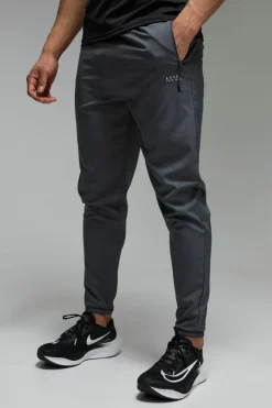 Best Sale boohooMAN Man Active Gym Tapered Jogger charcoal
