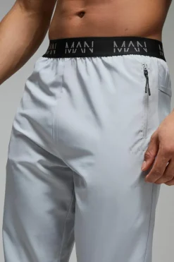 Cheap boohooMAN Man Active Gym Tapered Jogger light grey