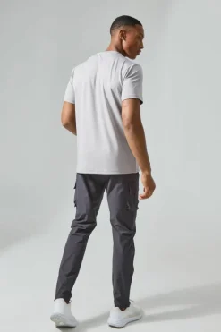 Best Sale boohooMAN Man Active Gym Technical Cargo Jogger charcoal