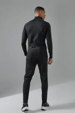 Online boohooMAN Man Active Gym 1/4 Zip Tracksuit black