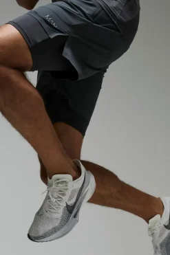 Sale boohooMAN Man Active 2 in 1 7inch Perforated Grid Short charcoal