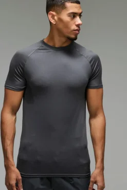 Clearance boohooMAN Man Active Lightweight Essentials Gym Muscle Fit Raglan T-shirt charcoal
