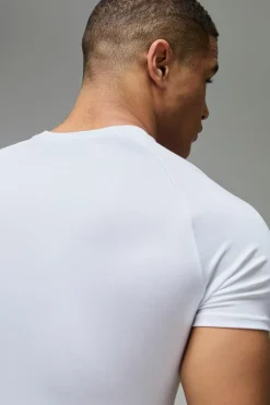 Hot boohooMAN Man Active Lightweight Essentials Gym Muscle Fit Raglan T-shirt white