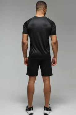 Cheap boohooMAN Man Active Lightweight Essentials Gym Regular Fit Raglan T-shirt black