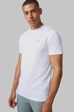 Best boohooMAN Man Active Lightweight Performance Regular Fit T-shirt white
