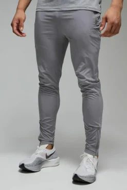 Flash Sale boohooMAN Man Active Lightweight Plain Tapered Track Pant grey