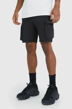 New boohooMAN Man Active Lightweight Regular Fit 5inch Cargo Shorts black