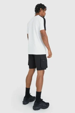New boohooMAN Man Active Lightweight Regular Fit 5inch Cargo Shorts black