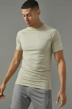 Cheap boohooMAN Man Active Muscle Fit T-shirt sand
