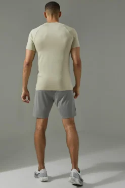 Cheap boohooMAN Man Active Muscle Fit T-shirt sand