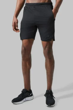 Best Sale boohooMAN Man Active Performance Regular Fit 7inch Split Hem Shorts black