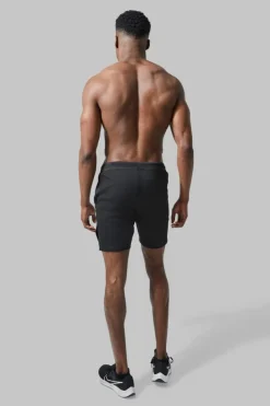 Best Sale boohooMAN Man Active Performance Regular Fit 7inch Split Hem Shorts black