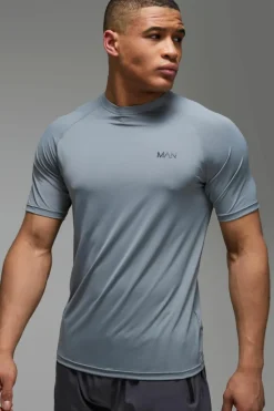 New boohooMAN Man Active Performance Regular Fit Raglan T-shirt charcoal