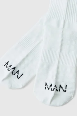 Fashion boohooMAN Man Active Performance Trail Ankle Sock white