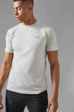 Clearance boohooMAN Man Active Performance T-shirt stone
