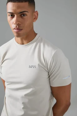 Clearance boohooMAN Man Active Performance T-shirt stone