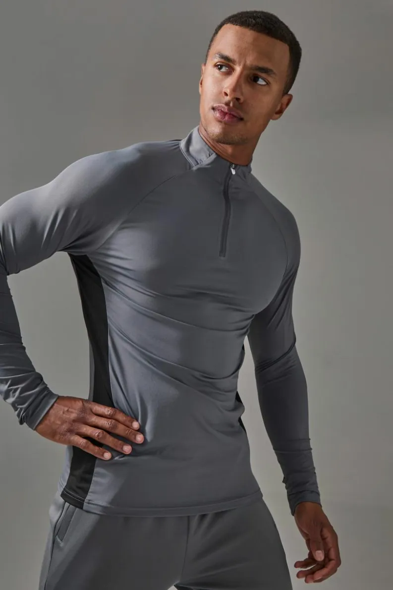 Online boohooMAN Man Active Pro Regular Fit 1/4 Zip Top charcoal