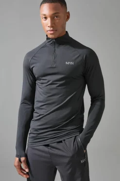 Fashion boohooMAN Man Active Quarter Zip and Jogger Tracksuit black