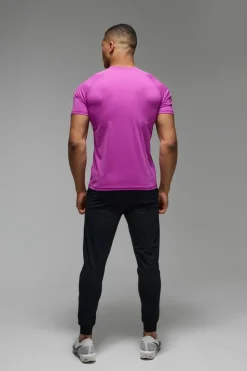 Flash Sale boohooMAN Man Active Raglan Regular Fit T-shirt electric purple