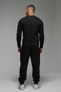 Best boohooMAN Man Active Regular Fit Badge Sweatshirt black