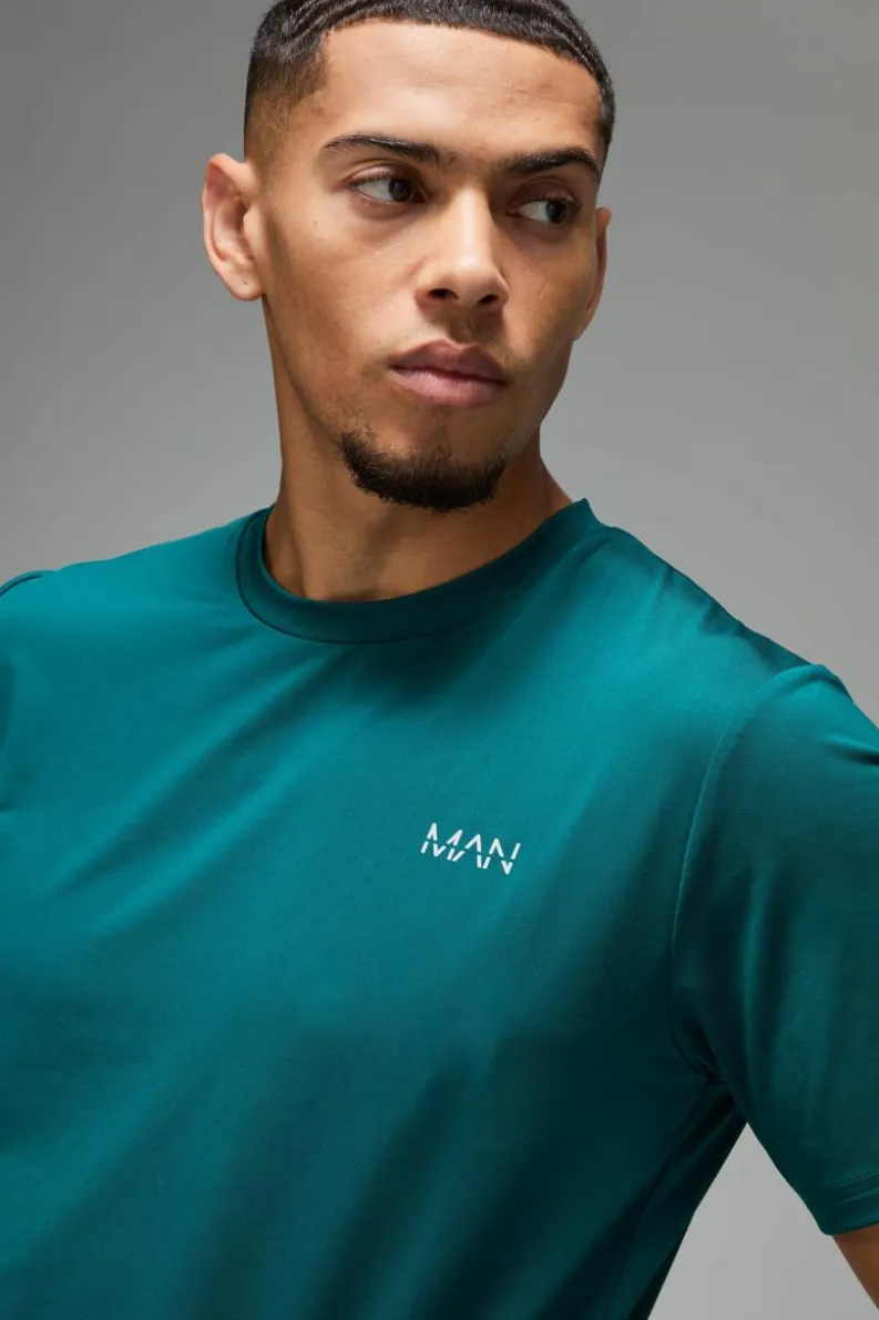 Sale boohooMAN Man Active Regular Fit Performance T-shirt teal