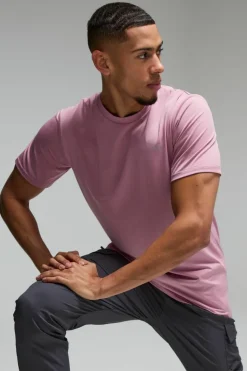 Cheap boohooMAN Man Active Regular Fit Performance T-shirt pink