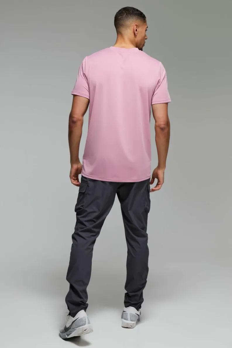 Cheap boohooMAN Man Active Regular Fit Performance T-shirt pink