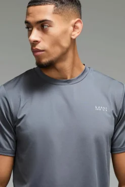 New boohooMAN Man Active Regular Fit Performance T-shirt charcoal