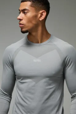 New boohooMAN Man Active Seamless Base Layer Top light grey