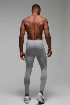 Hot boohooMAN Man Active Seamless Base Layer Legging light grey