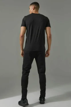 Hot boohooMAN Man Active Slim Fit T-Shirt black