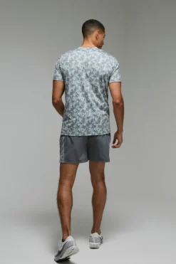 Store boohooMAN Man Active Stretch Woven 5inch Shorts charcoal