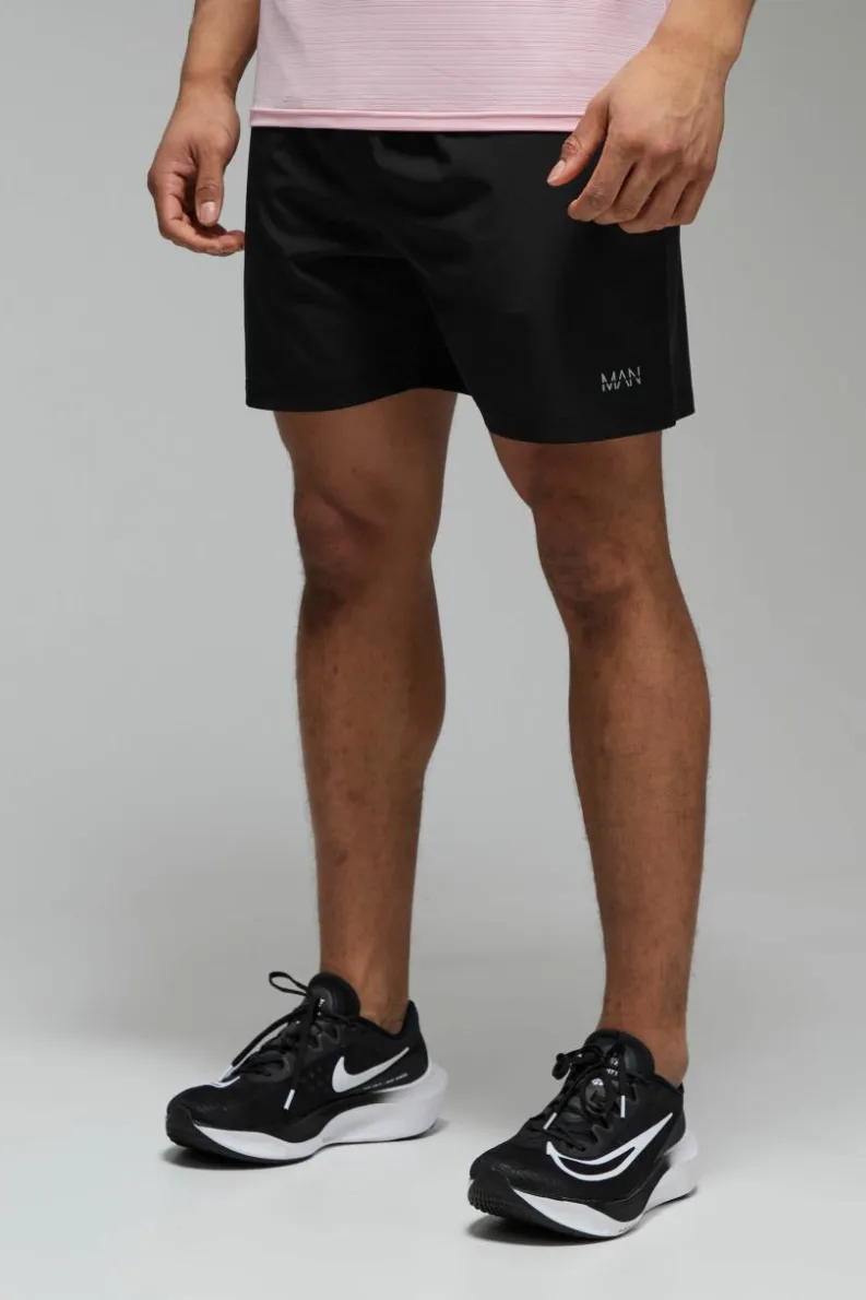 Online boohooMAN Man Active Stretch Woven 5inch Short black