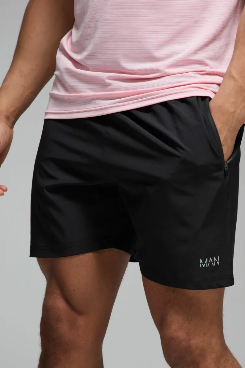 Online boohooMAN Man Active Stretch Woven 5inch Short black