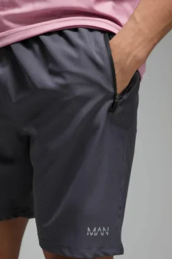 Online boohooMAN Man Active Stretch Woven 7inch Short charcoal