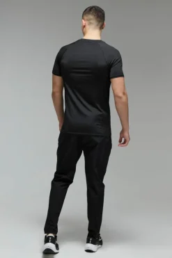Best Sale boohooMAN Man Active Stretch Woven Tapered Joggers black