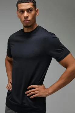 Shop boohooMAN Man Active Sweat-Wicking Gym Performance T-Shirt black