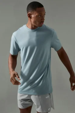 Sale boohooMAN Man Active Sweat-Wicking Gym Performance T-Shirt sage