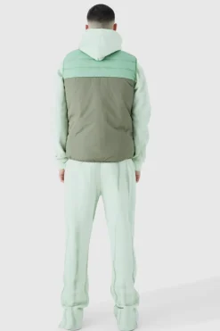 Discount boohooMAN Man Colour Block Quilted Funnel Neck Gilet khaki