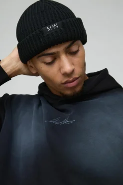 Clearance boohooMAN Man Tab Beanie black