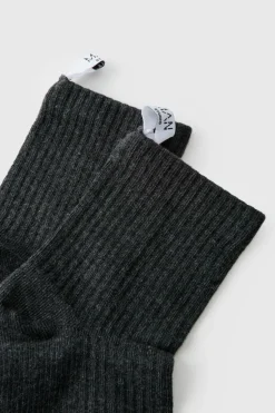 Store boohooMAN Man Woven Tab Socks charcoal