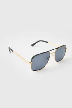 Flash Sale boohooMAN Metal Navigator Sunglasses gold