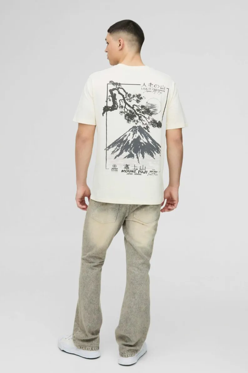 Hot boohooMAN Mountain Graphic T-Shirt ecru